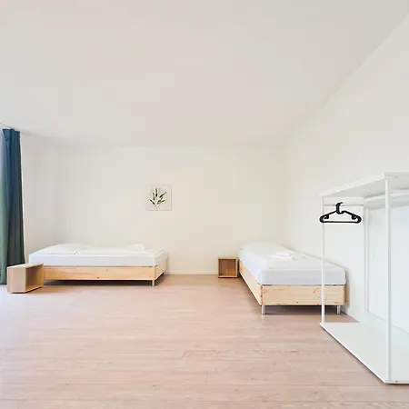 Tolstov - 3 With Balcony - 25 Min Messe Dus Duisburg