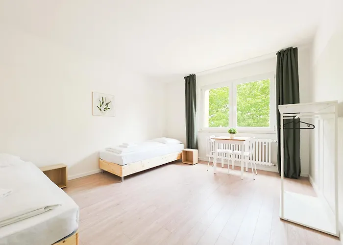 Apartament Tolstov - 3 With Balcony - 25 Min Messe Dus