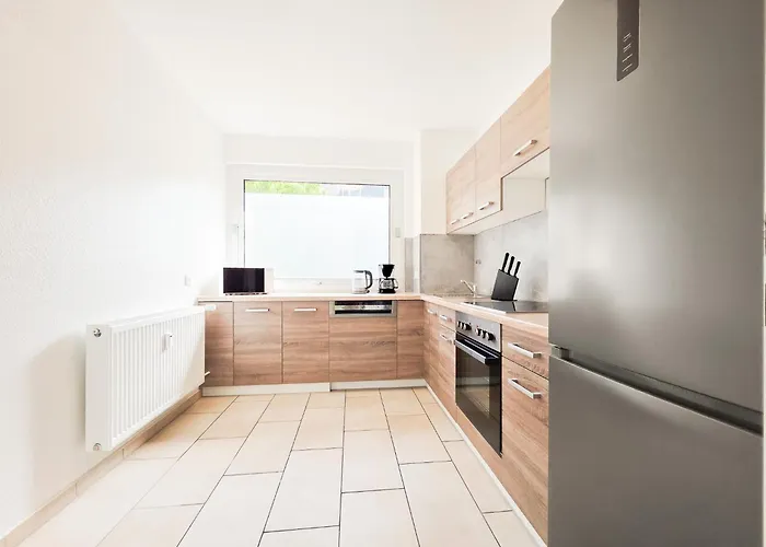 Tolstov - 3 With Balcony - 25 Min Messe Dus Apartament Duisburg